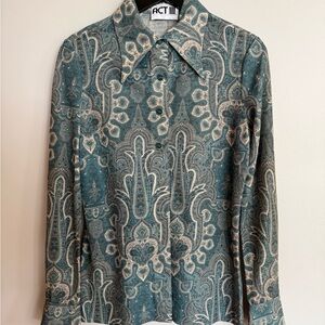 70s Vintage Teal and Beige Paisley Blouse excellent condition size 4